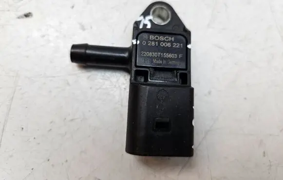 Volkswagen Golf Sportsvan Exhaust gas pressure sensor 0281006221