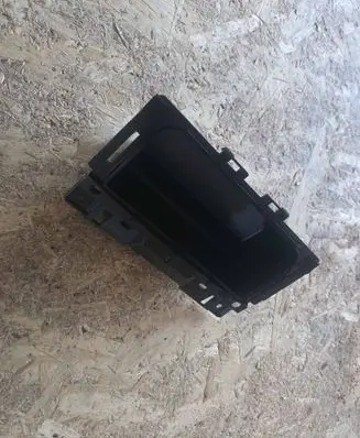Ashtray (front)