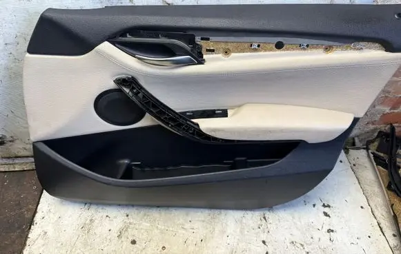 BMW X1 E84 Front door card panel trim
