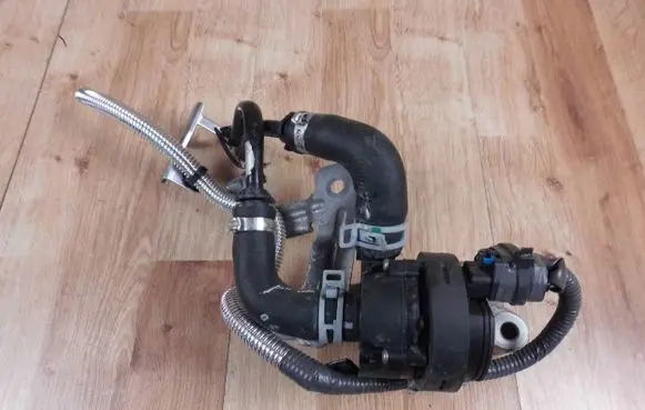 Nissan Qashqai Electric auxiliary coolant/water pump 144B06803R