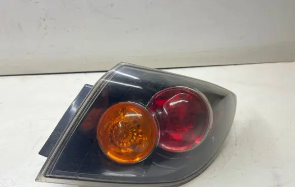 Mazda 3 I Rear/tail lights