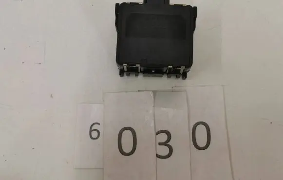 Nissan X-Trail T32 Distronic sensor radar 284384CB0B 03300385 0203300385