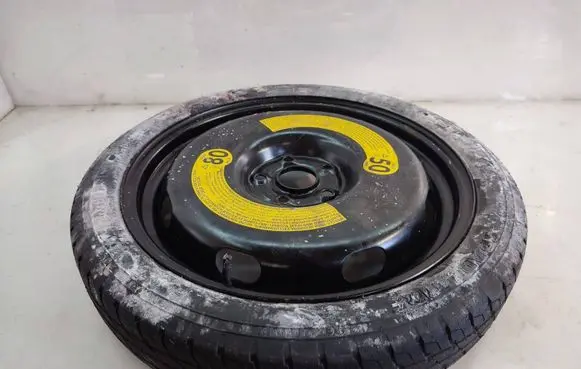 Skoda Karoq R18 spare wheel 
