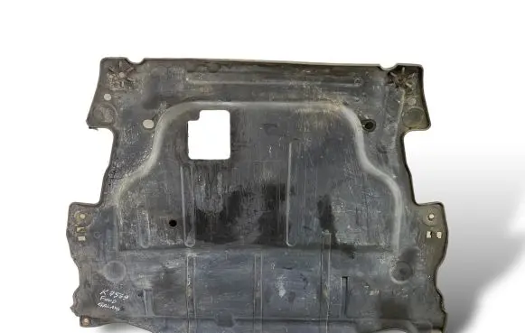 Ford Galaxy Engine splash shield/under tray