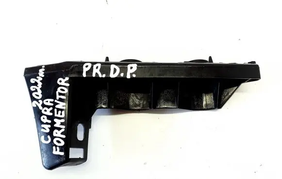 Cupra Leon Front bumper mounting bracket 5FA807184