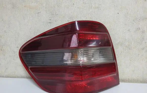 Mercedes-Benz ML W164 Rear/tail lights