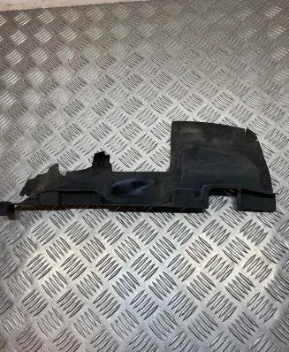 Audi A4 S4 B7 8E 8H Intercooler air guide/duct channel 8E0121284J