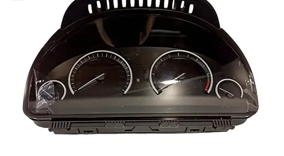 BMW X5 F15 Speedometer (instrument cluster) 8795225