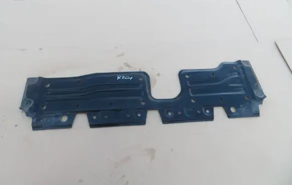 Mitsubishi Space Star Engine splash shield/under tray 5370B175