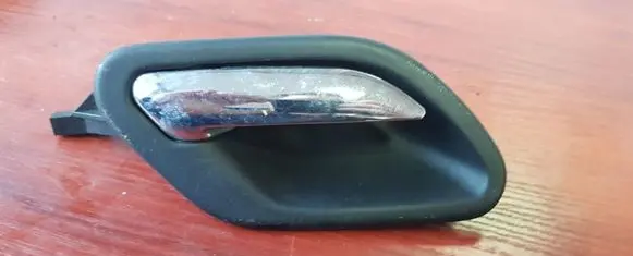 BMW 7 E38 Front door interior handle 8226050