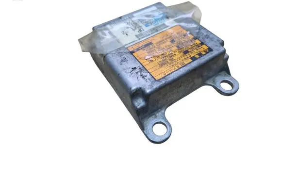 Toyota Avensis Verso Airbag control unit/module 8917044050 2310002450