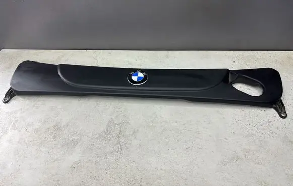 BMW 5 E60 E61 Engine cover (trim) 7801282