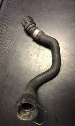 BMW X5 E53 Engine coolant pipe/hose 7505950