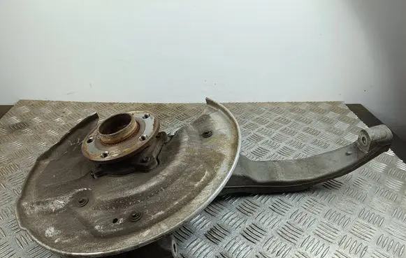 Volvo XC90 Front wheel hub 31360699
