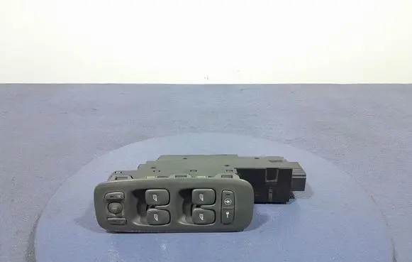 Volvo XC70 Electric window control switch 9452959
