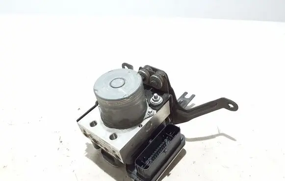 Renault Megane E-Tech ABS Pump 476605358R