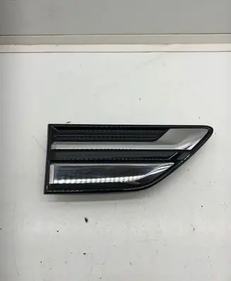 Renault Arkana Fender trim (molding) 990420321R 98042JA0321R 92003JA0321