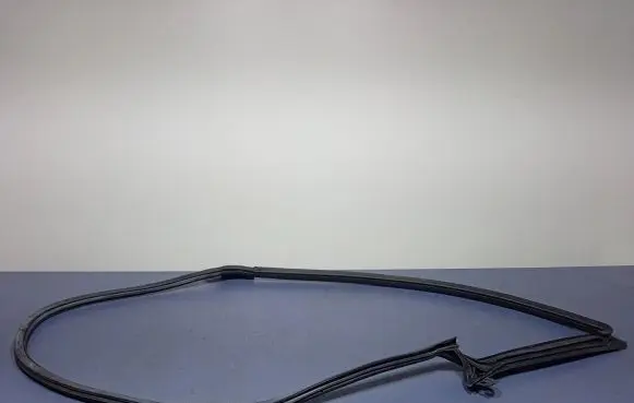 Volkswagen Arteon Front door rubber seal 3G8867338