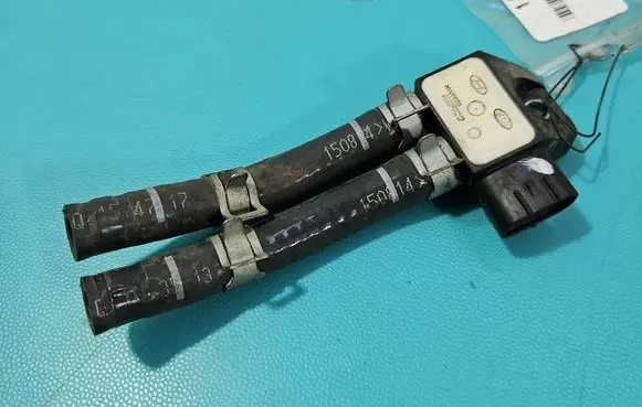 Hyundai i30 Exhaust gas pressure sensor 392102F600 IMPRK1545897