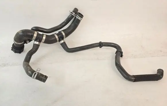 Volvo XC60 Engine coolant pipe/hose 31686003
