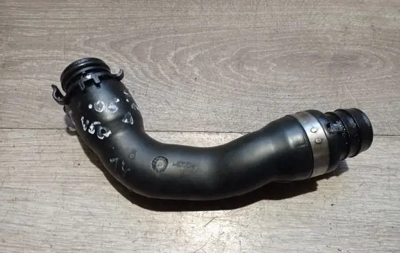 Volvo V50 Breather hose/pipe 