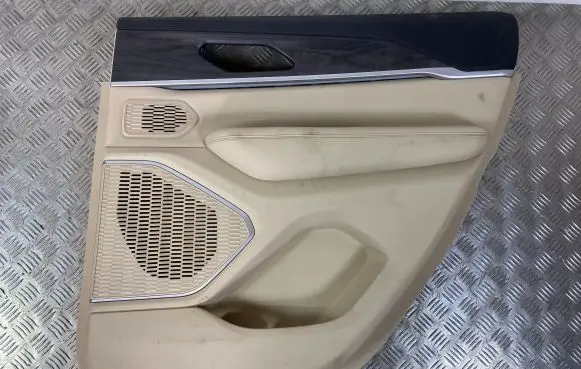 Jeep Grand Cherokee WL Rear door card panel trim 6PV04WT3AB