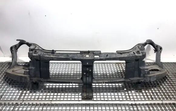 Opel Movano A Front bodywork piece 8200187234