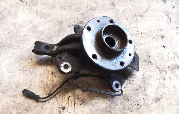 Renault Megane III Front wheel hub