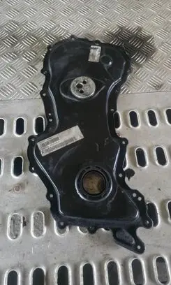 Mercedes-Benz C W205 Timing chain cover 135027147R