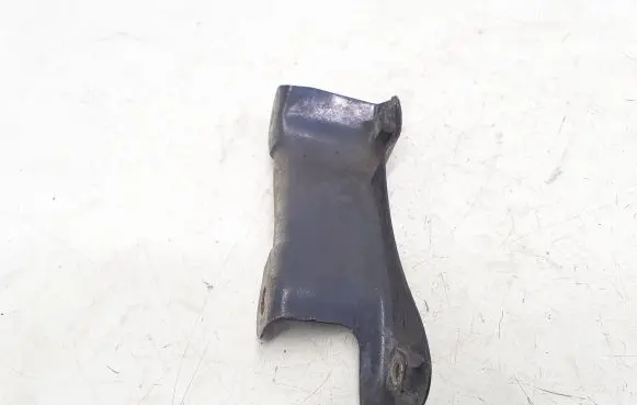Lexus IS 220D-250-350 Fender mounting bracket