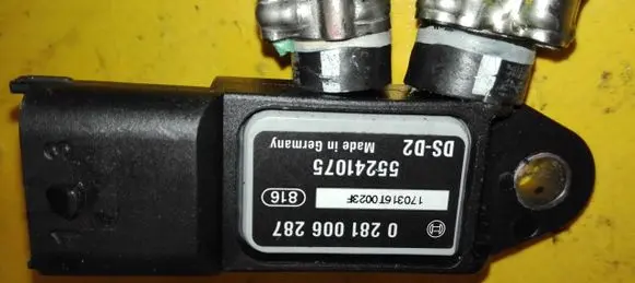 Fiat Panda II Exhaust gas pressure sensor 55241075