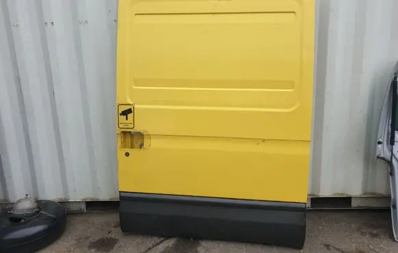 Iveco Daily 35 - 40.10 Side sliding door 500323933
