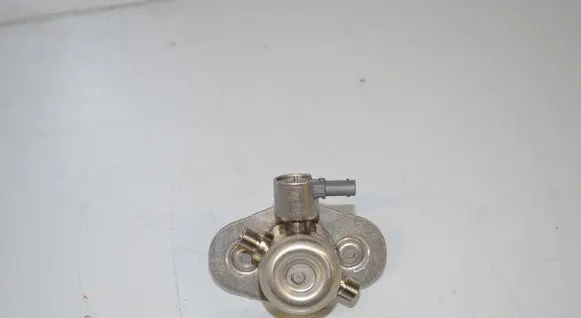 Fuel injection high pressure pump