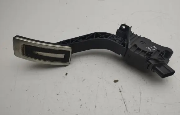 Volkswagen Golf VIII Accelerator throttle pedal 5Q2729503F