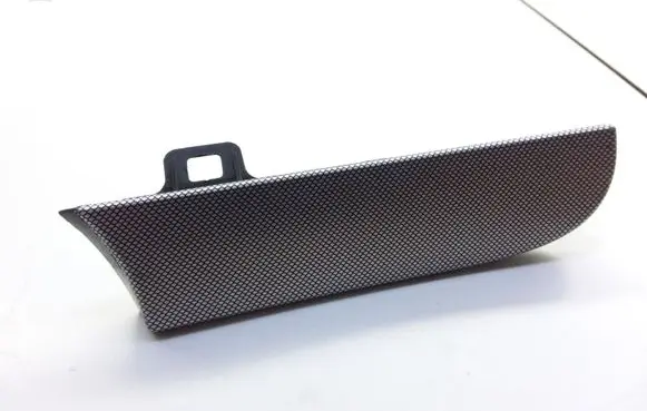 Volkswagen Touran I Dashboard glove box trim 1T1858418B