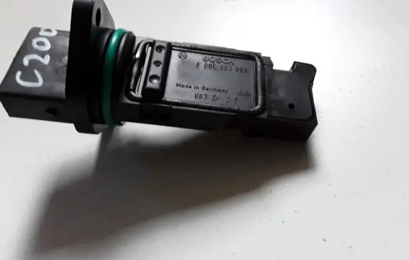 Mercedes-Benz C W203 Mass air flow meter 687242D