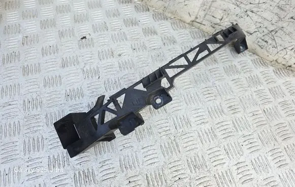 Mazda 5 Headlight/headlamp mounting bracket C29150161 2Y3J