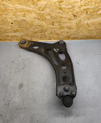 Opel Vivaro Front lower control arm/wishbone 8200688033 93859694