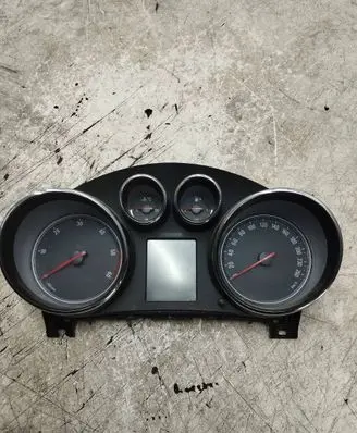 Opel Insignia A Speedometer (instrument cluster) 20980568 365903926