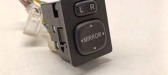 Toyota Prius (XW30) Wing mirror switch 769746C