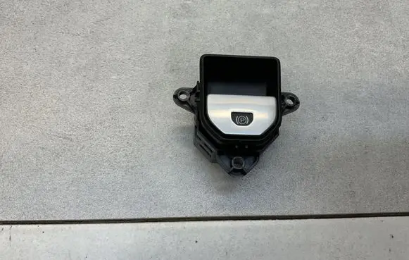 Land Rover Range Rover Evoque L538 Hand parking brake switch GJ322B623AA