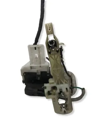 Hyundai i40 Front door lock 813103Z000