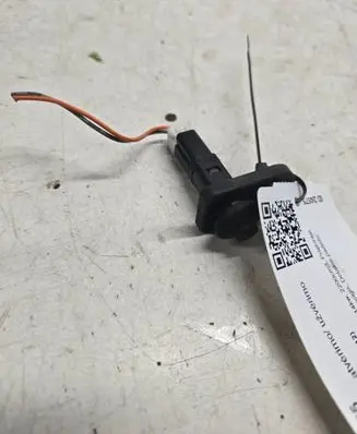 Hyundai Santa Fe Front door sensor 