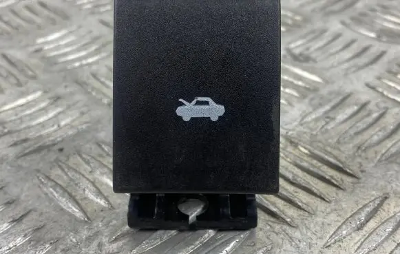 Jeep Grand Cherokee Engine bonnet (hood) release handle