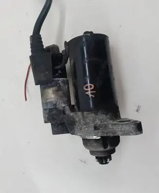 Volkswagen Touran I Starter motor 02Z911023F