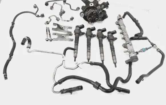 Volkswagen PASSAT B7 Fuel injection system set 0445010526 03l130755l 0445110369