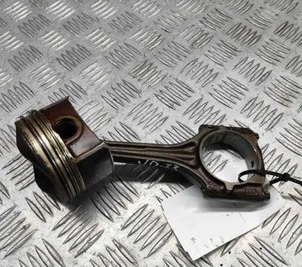 Volkswagen Golf V Piston 059107065CK 059198401F