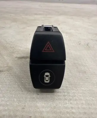 BMW X2 F39 Hazard light switch 9423268 3474021200 2922000193312037
