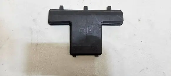 Ford Edge II Fuse box cover G2GT14A075AA