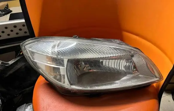 Skoda Fabia Mk2 (5J) Headlight/headlamp